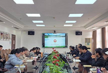 以智资政 以研促用 —— 我校特邀专家指导新型智库建设与咨政报告撰写